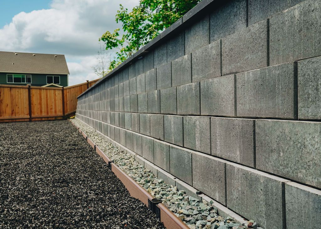 An elegant retaining wall of the Cao project