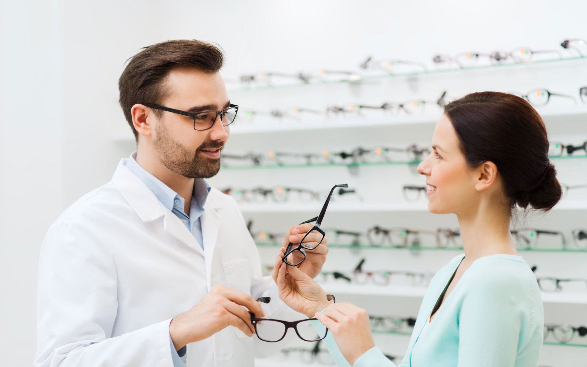 Choosing eye glasses