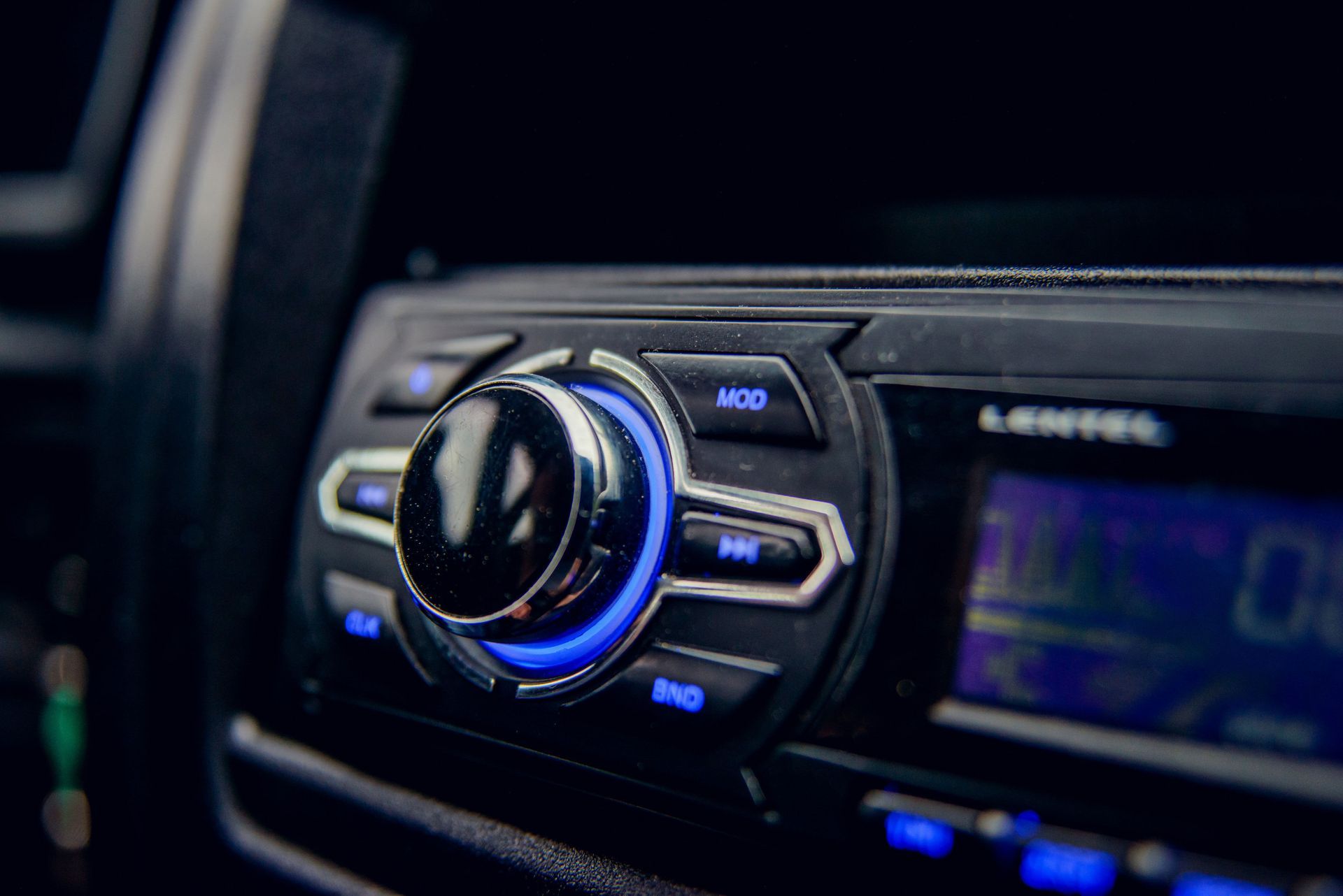 car audio services