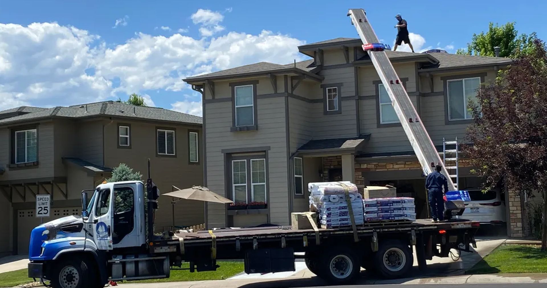 Image placeholder with gray background and text overlay