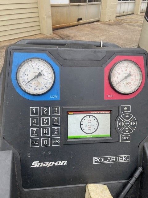 Snap-on Polartek AC machine