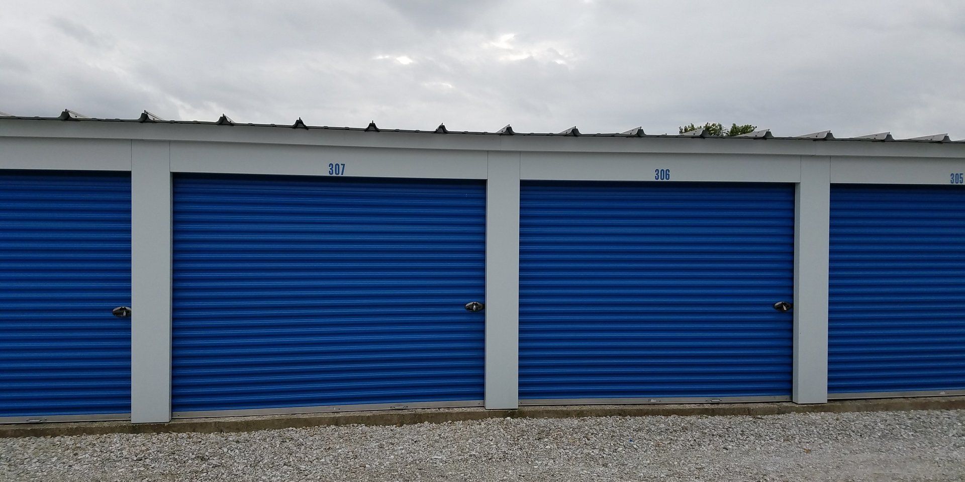 SelfStorage Facility Furniture Storage Quincy, IL