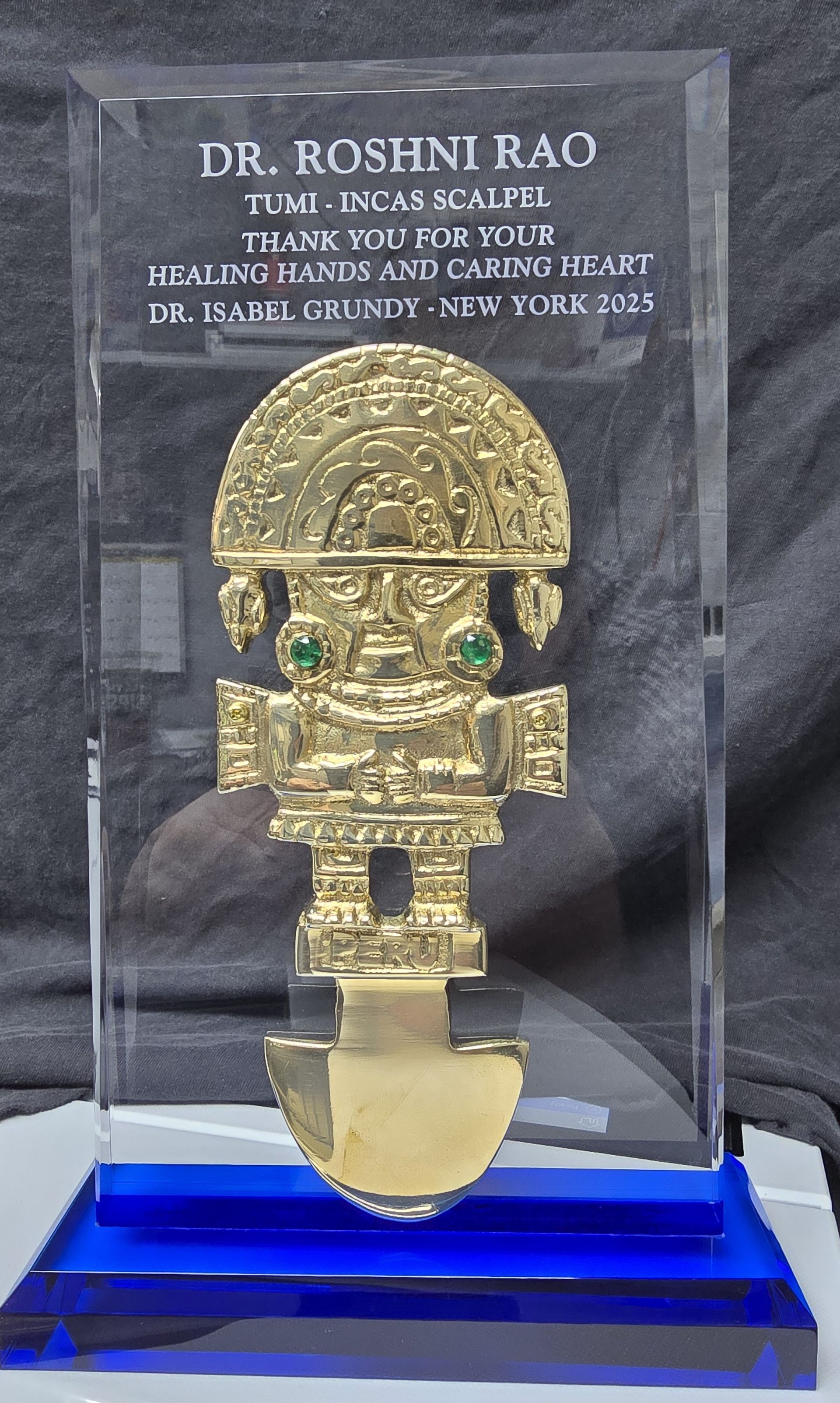 Trophy for Dr. Roshni Rao