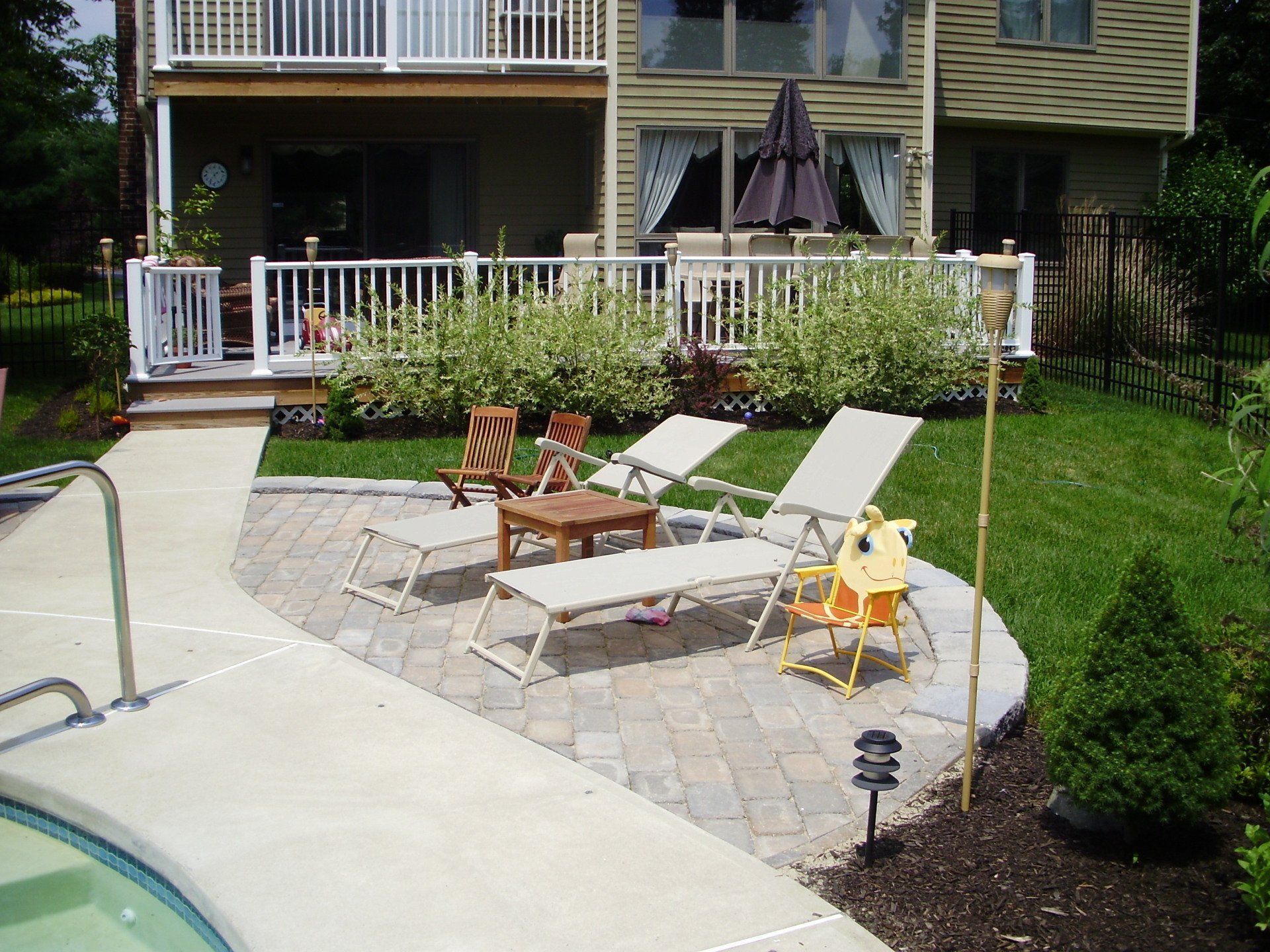 Nature Redesigned Landscaping photo gallery