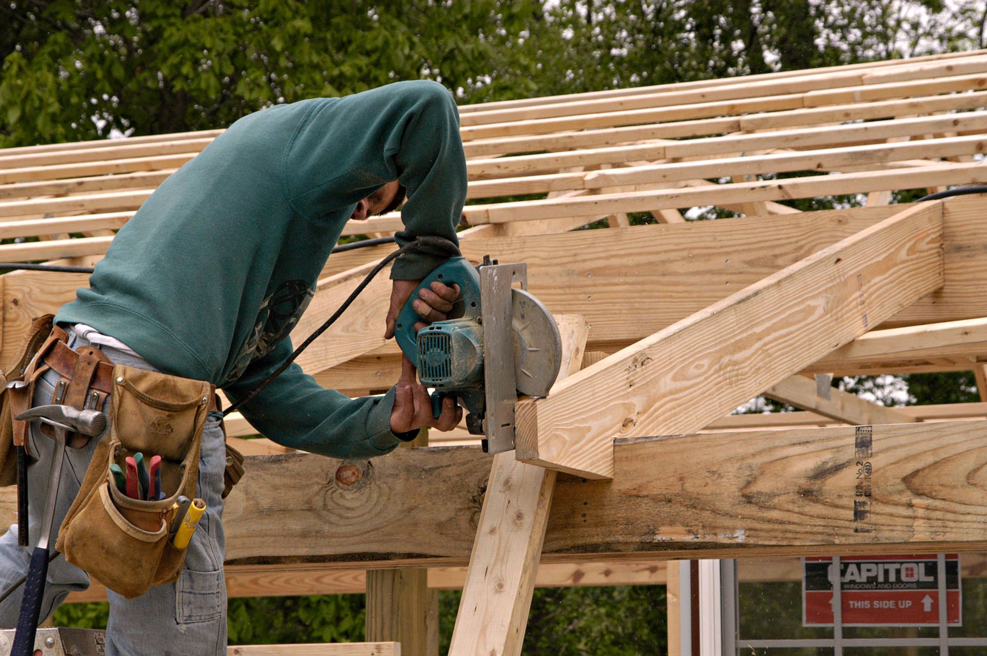local pole barn builders