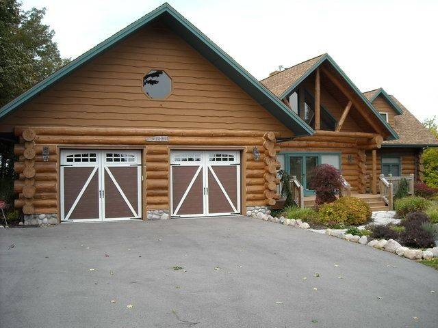 Residential overhead doors