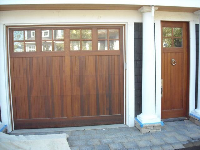 Residential overhead doors