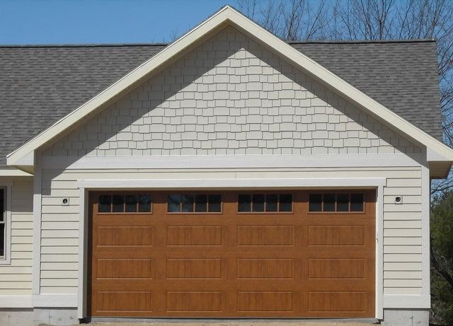 Residential overhead doors