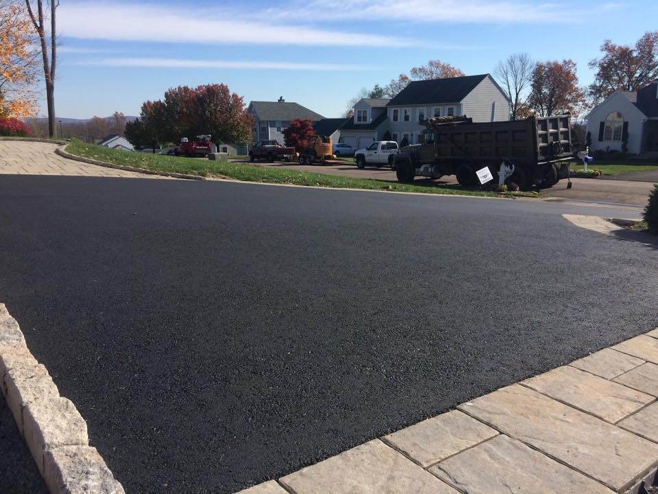 Highland Paving & Construction LLC's