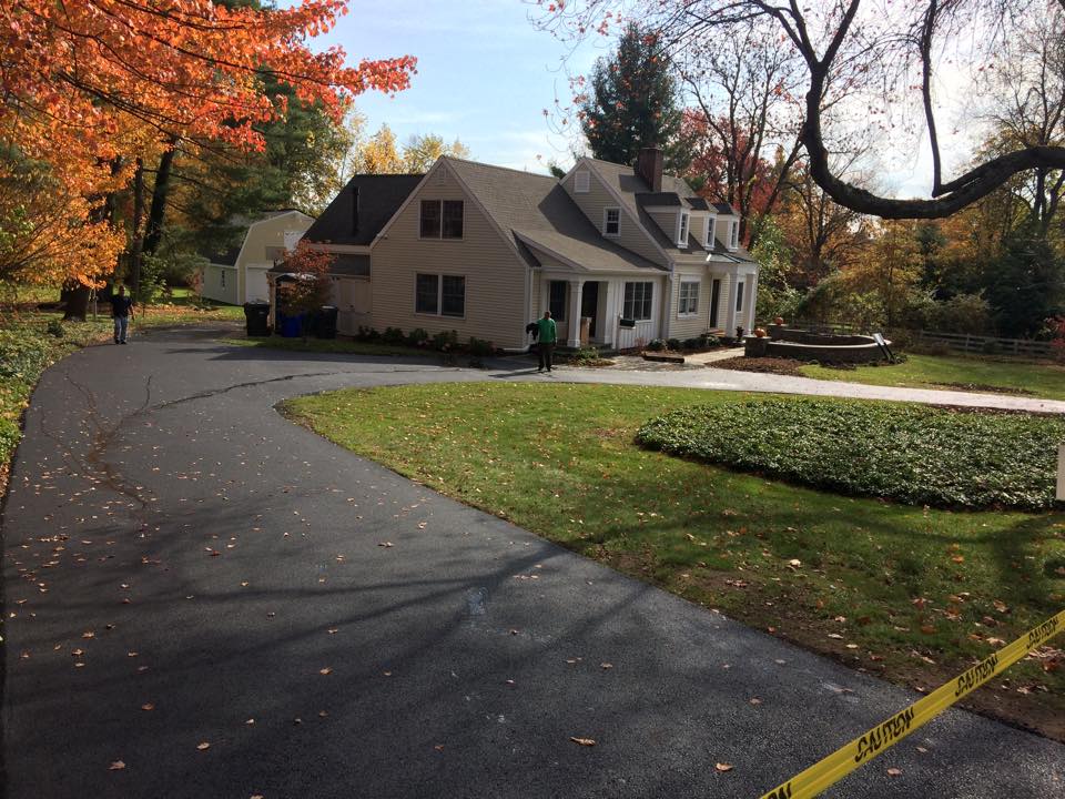 Highland Paving & Construction LLC's