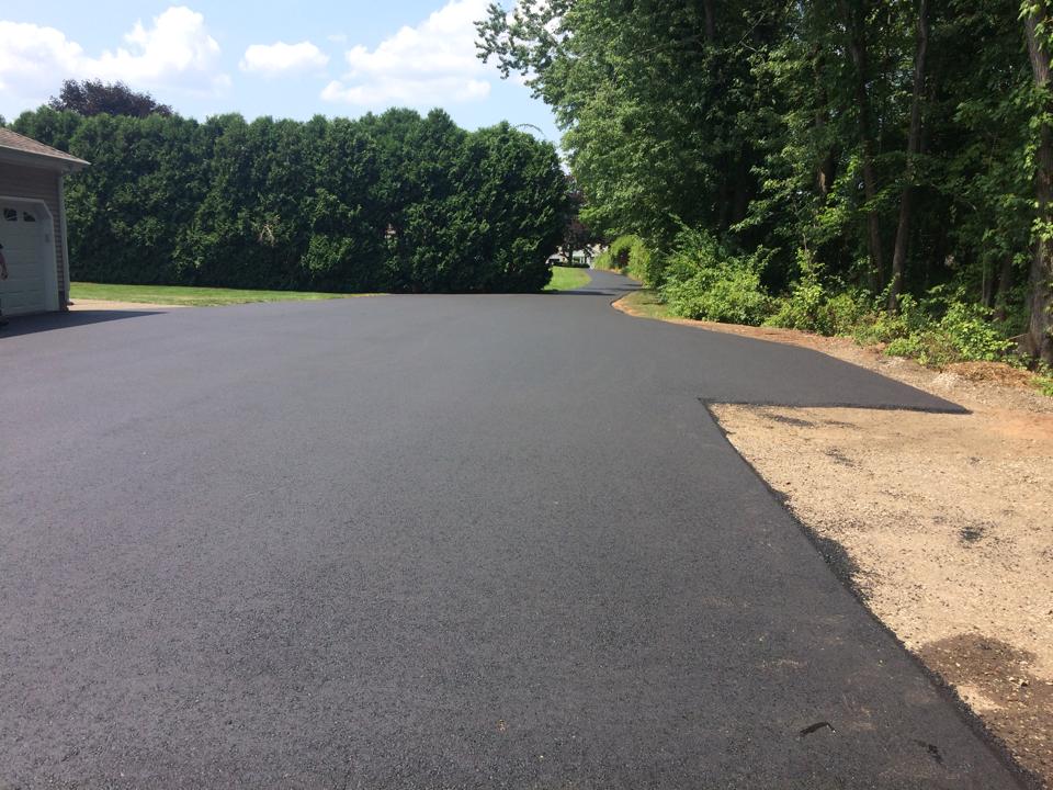 Highland Paving & Construction LLC's