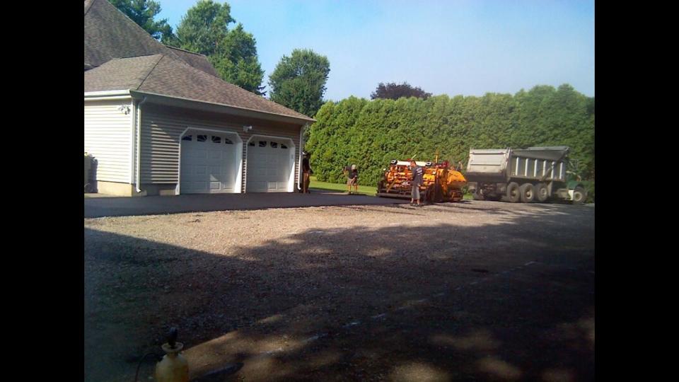 Highland Paving & Construction LLC's