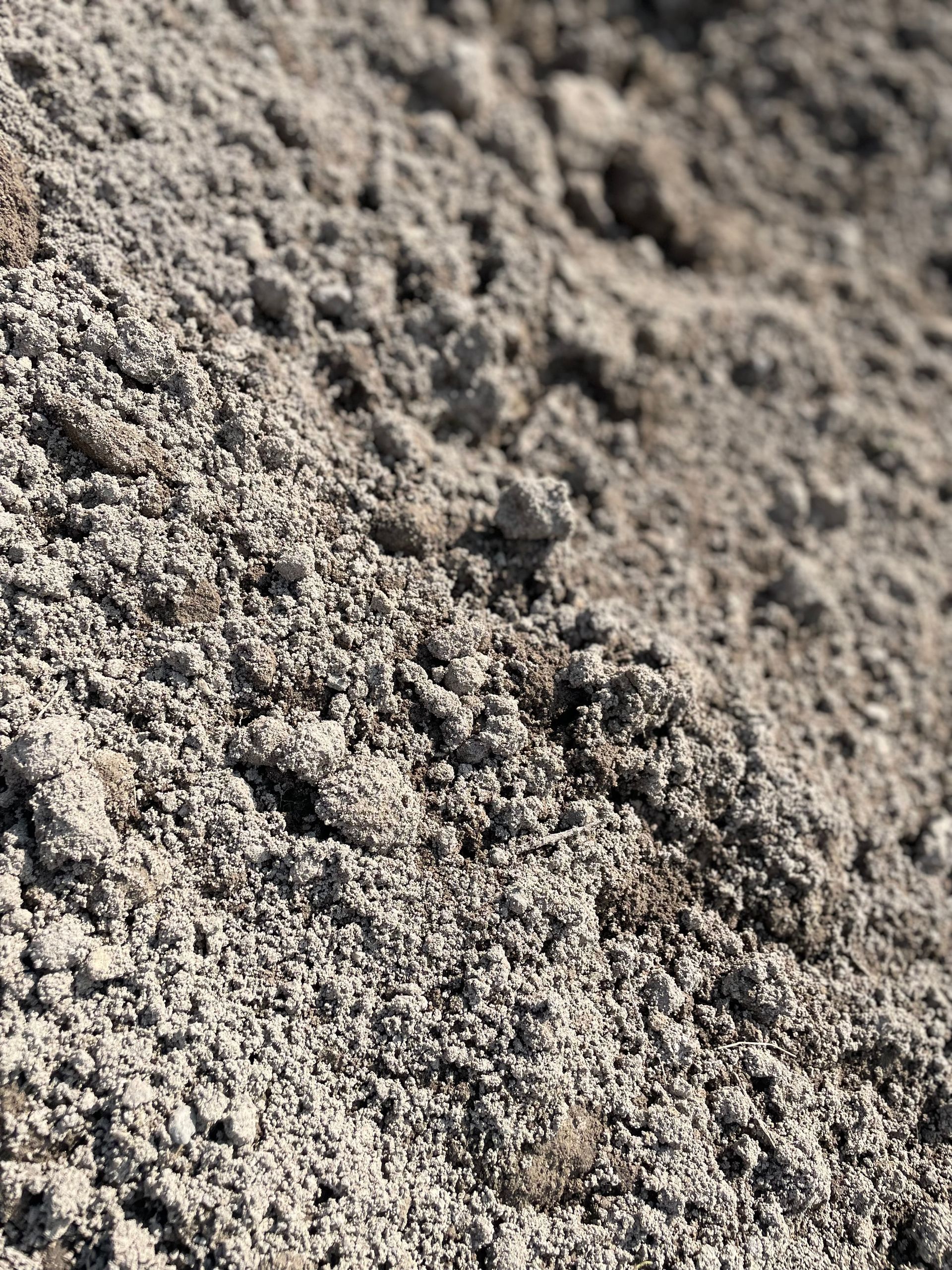 Southern Charm Garden Center  offers Bulk Dirt to supply you home project needs in Franklin VA and surrounding areas