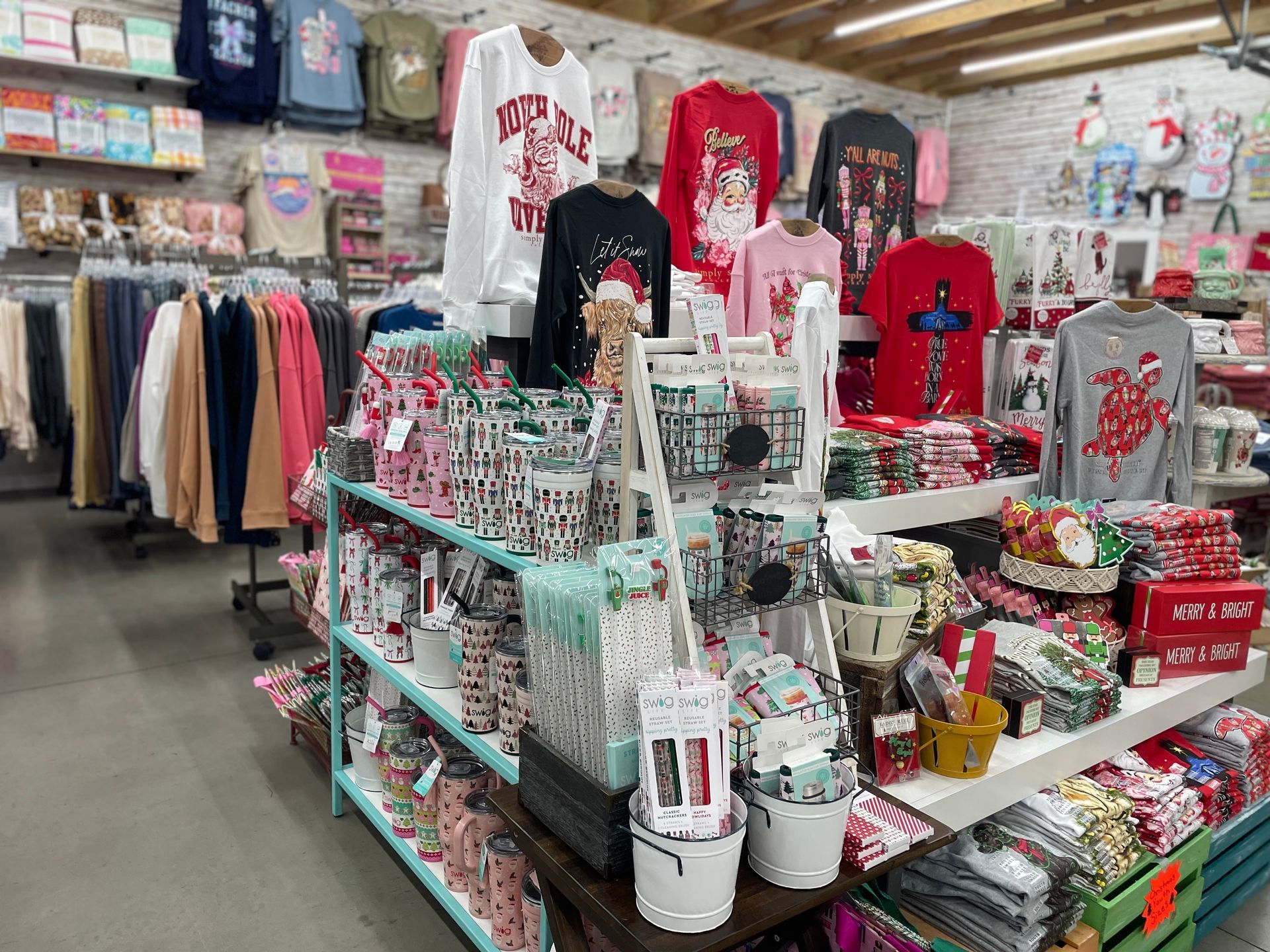 Southern Charm Garden Center  getting ready for Valentines day!! 