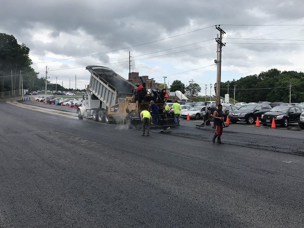 Paving and sealcoating services