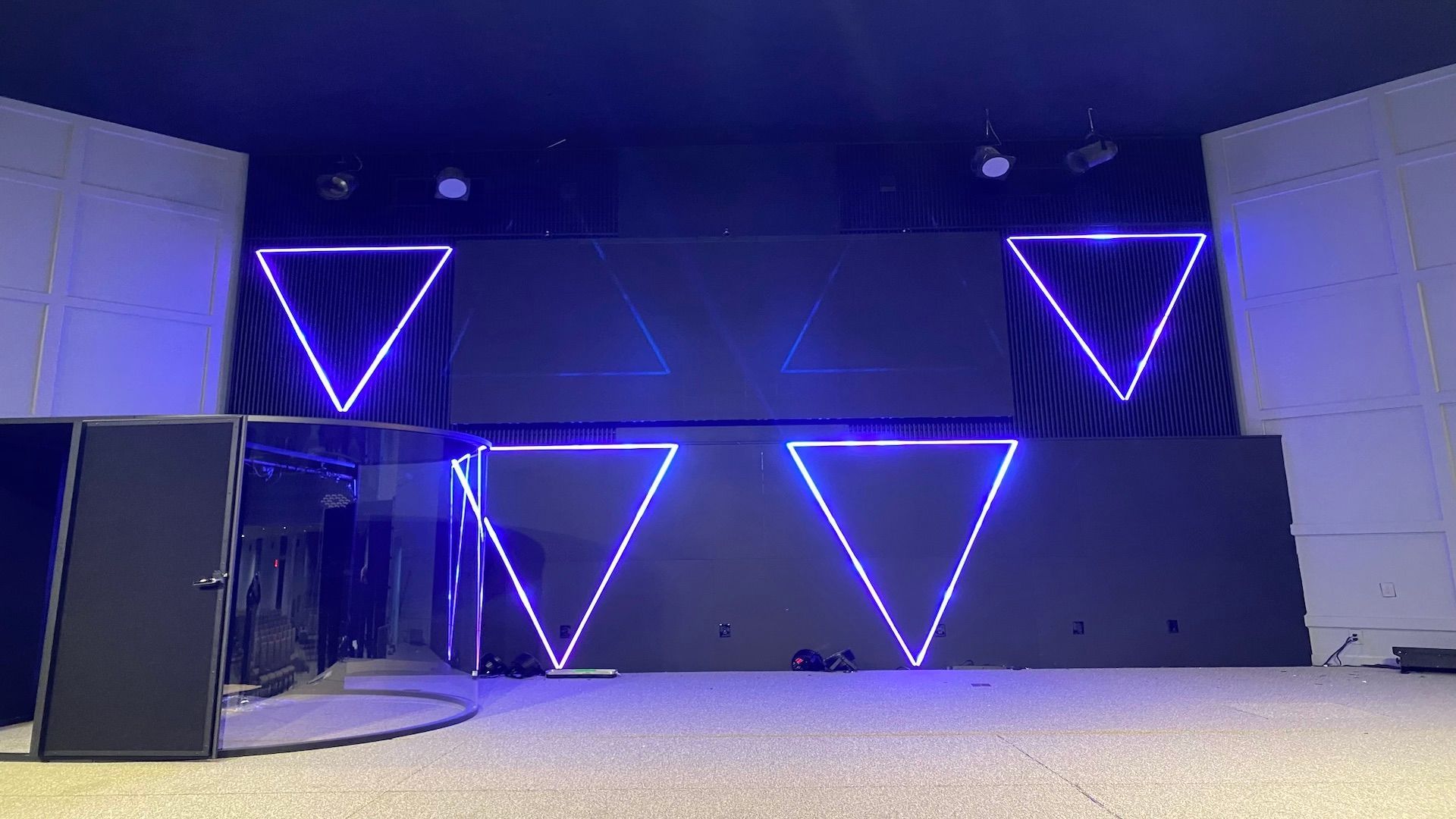 Lighting installation