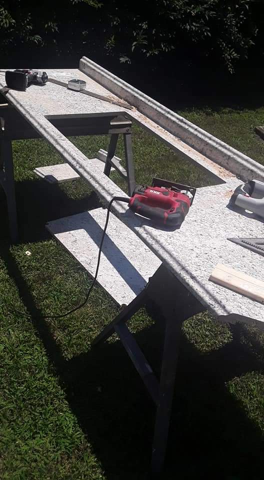 Kitchen countertop after cutting and resizing