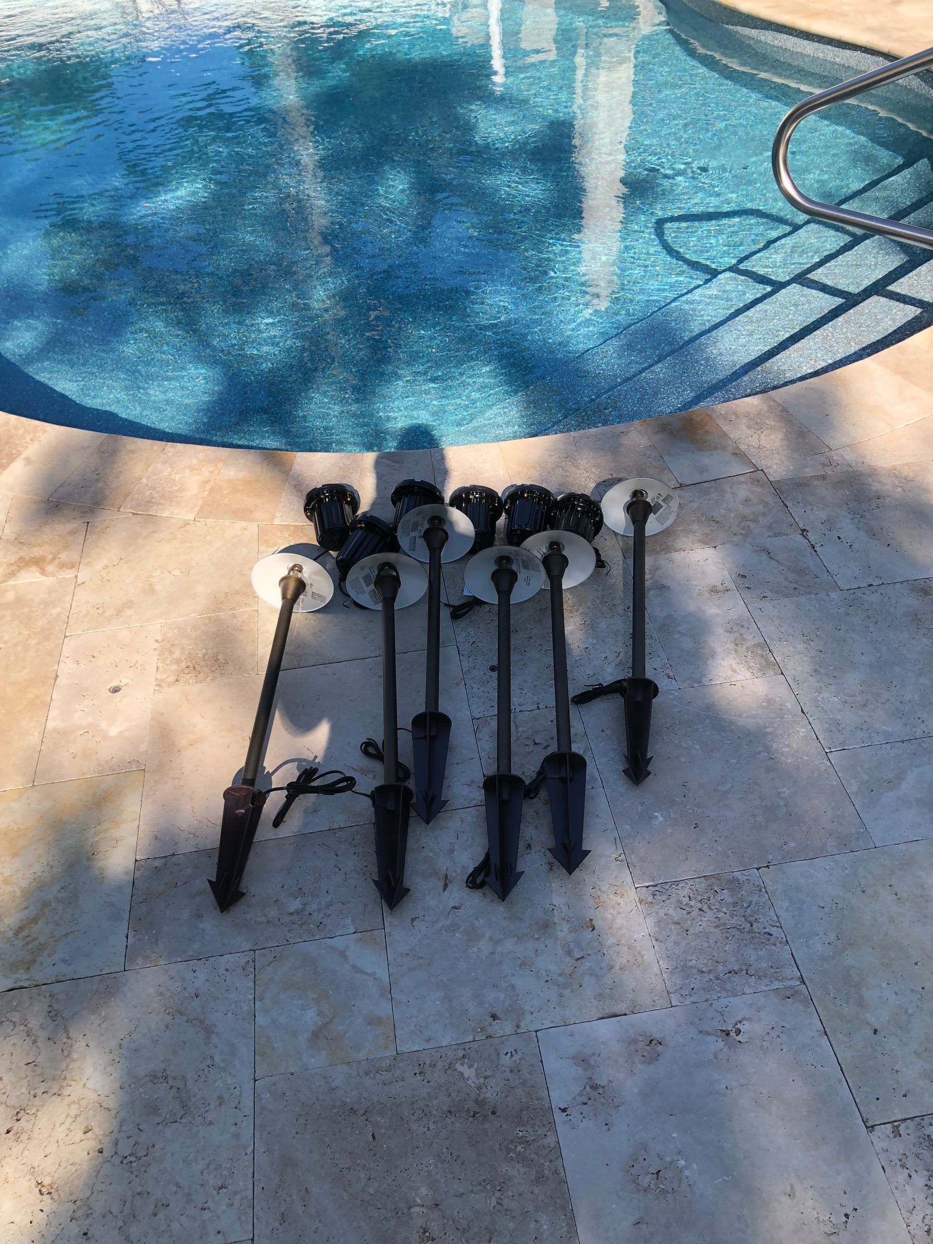 landscape lighting by the pool