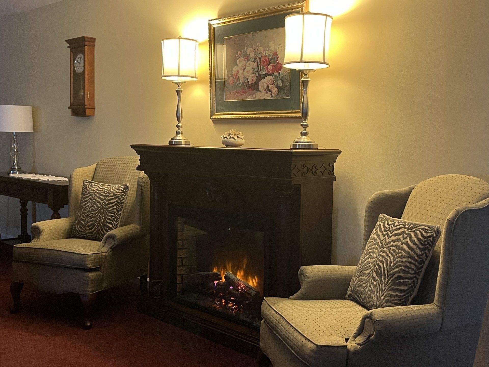 Sitting area beside the fireplace