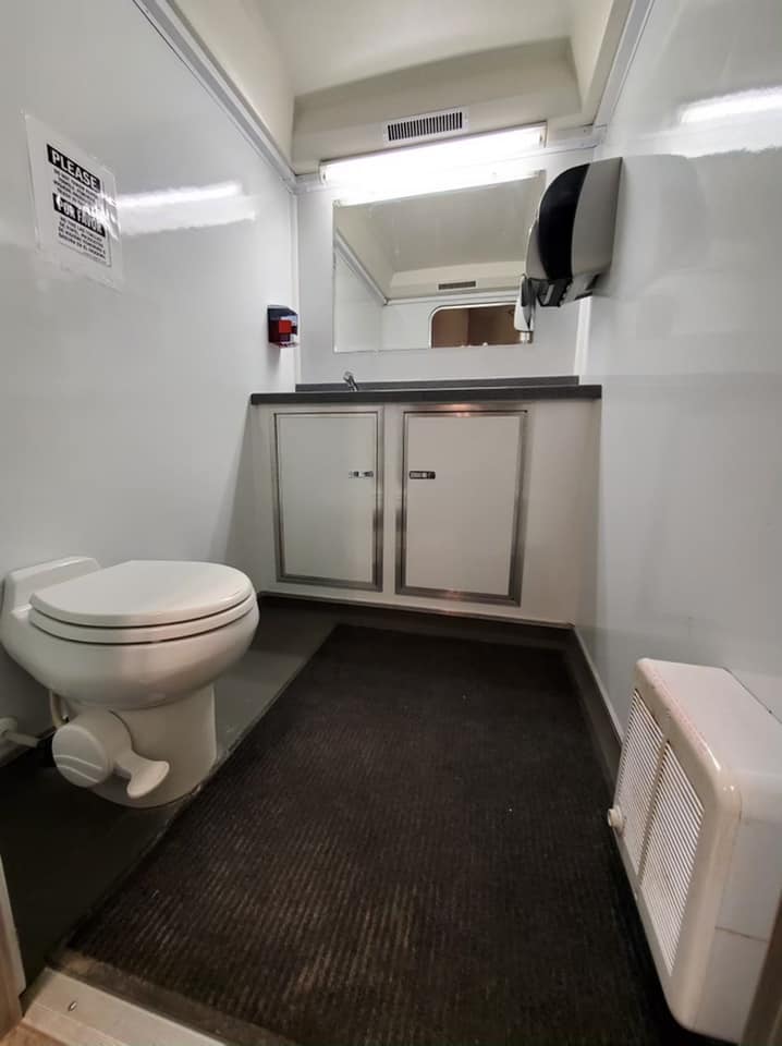 Portable Restroom Trailers | Heated & Cooled | Flushable Toilets ...