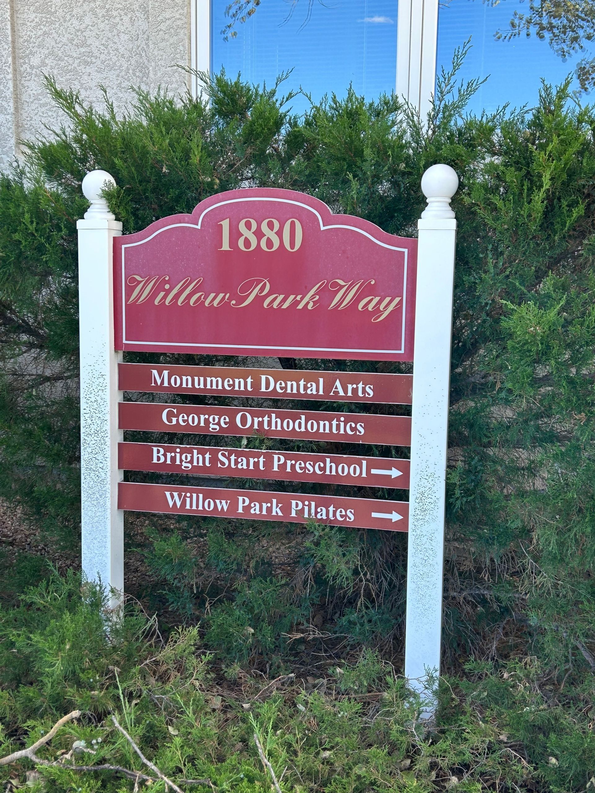1880 Willow Park Way signage