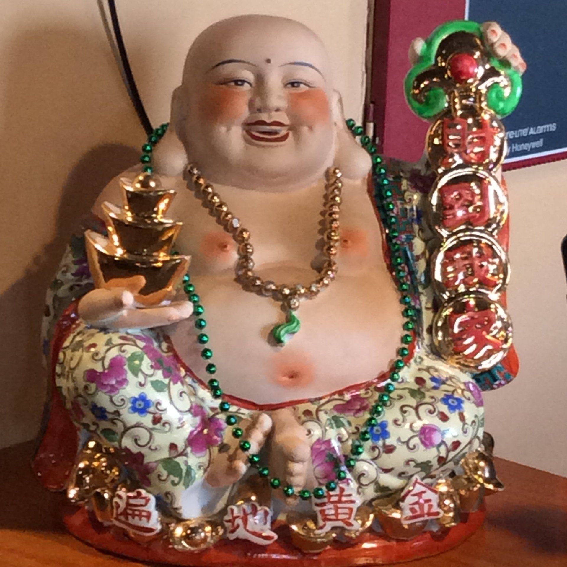 laughing budha