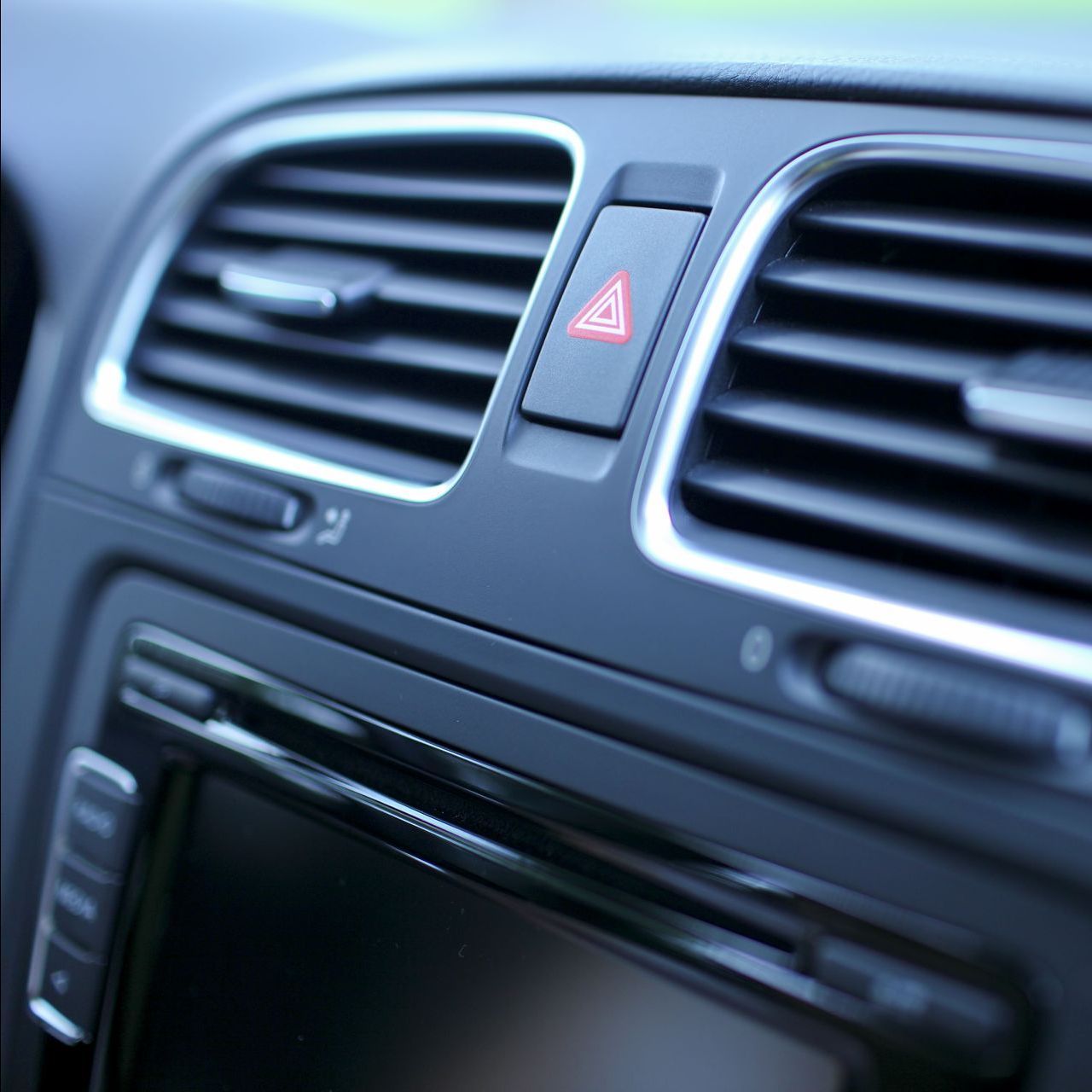 A car ac unit