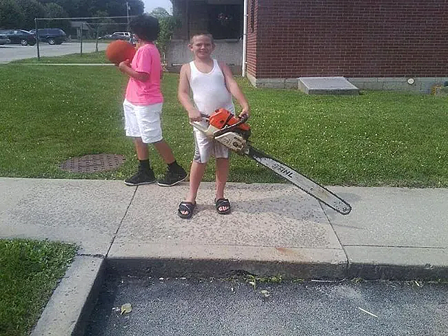 Chainsaw for tree services