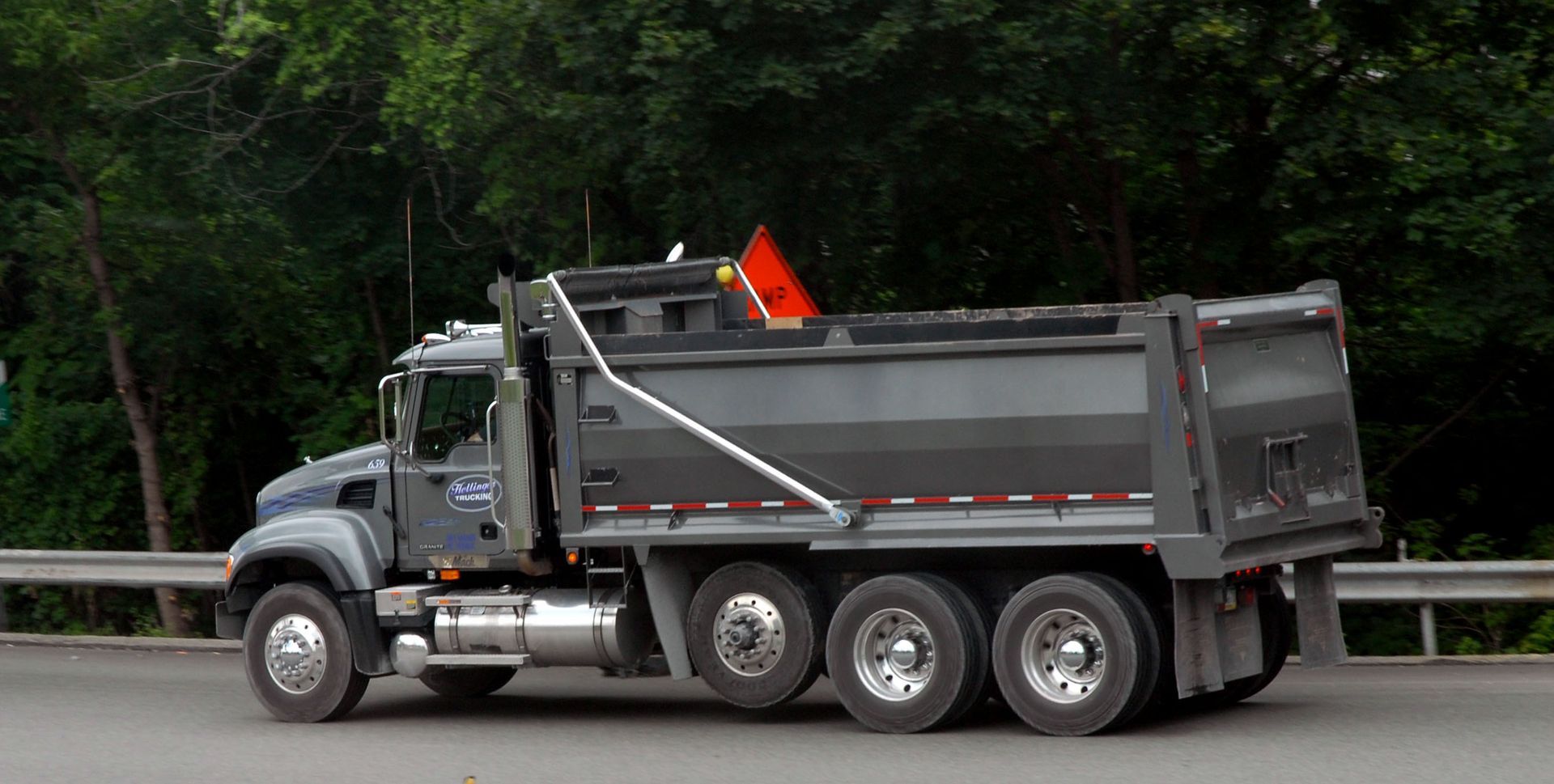 local dump truck rentals