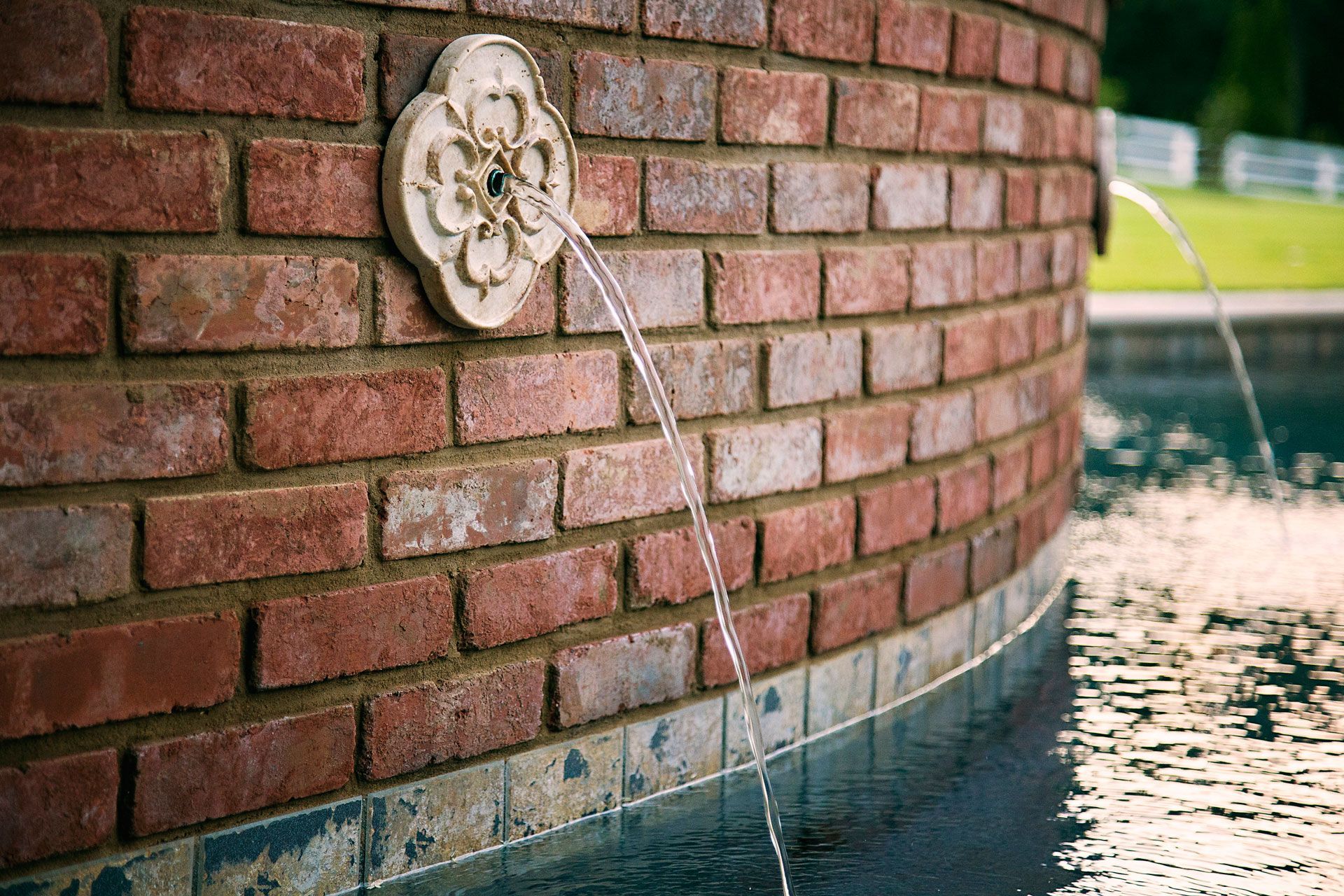 closeup view of a fountain.