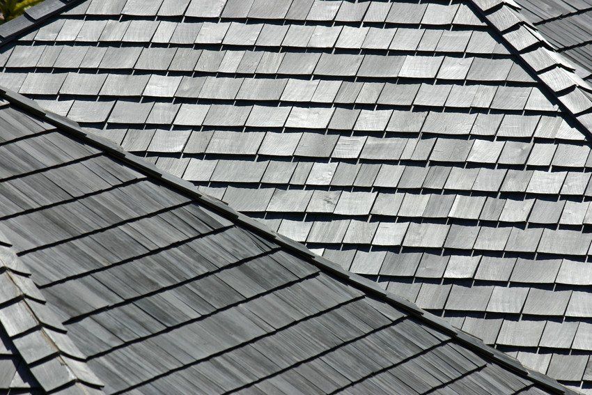 Advantages of shingle roofing: affordability, durability, and versatility