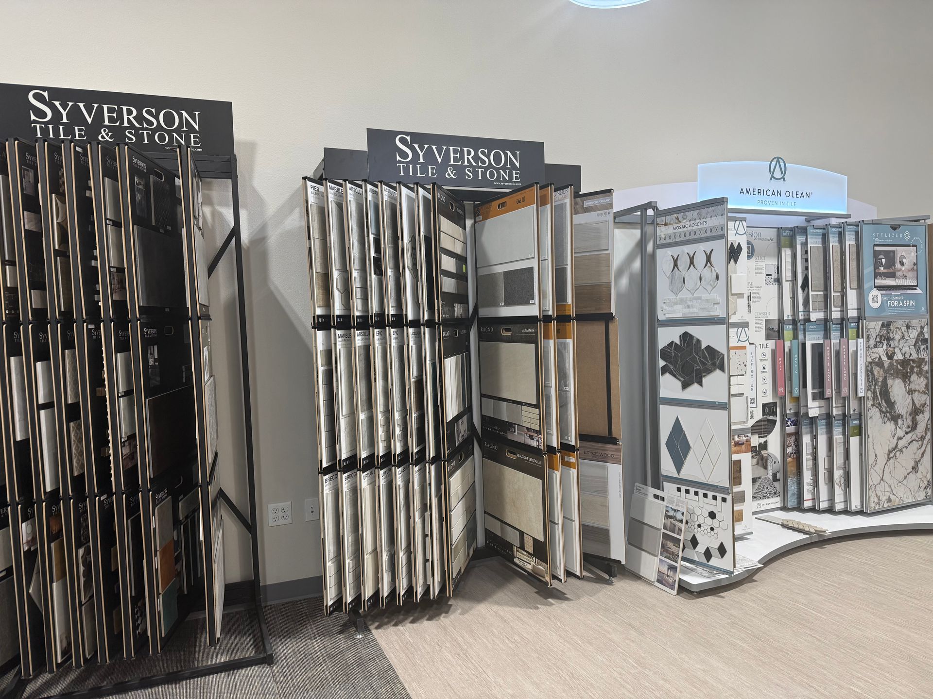 A showroom filled with lots of tiles on display.