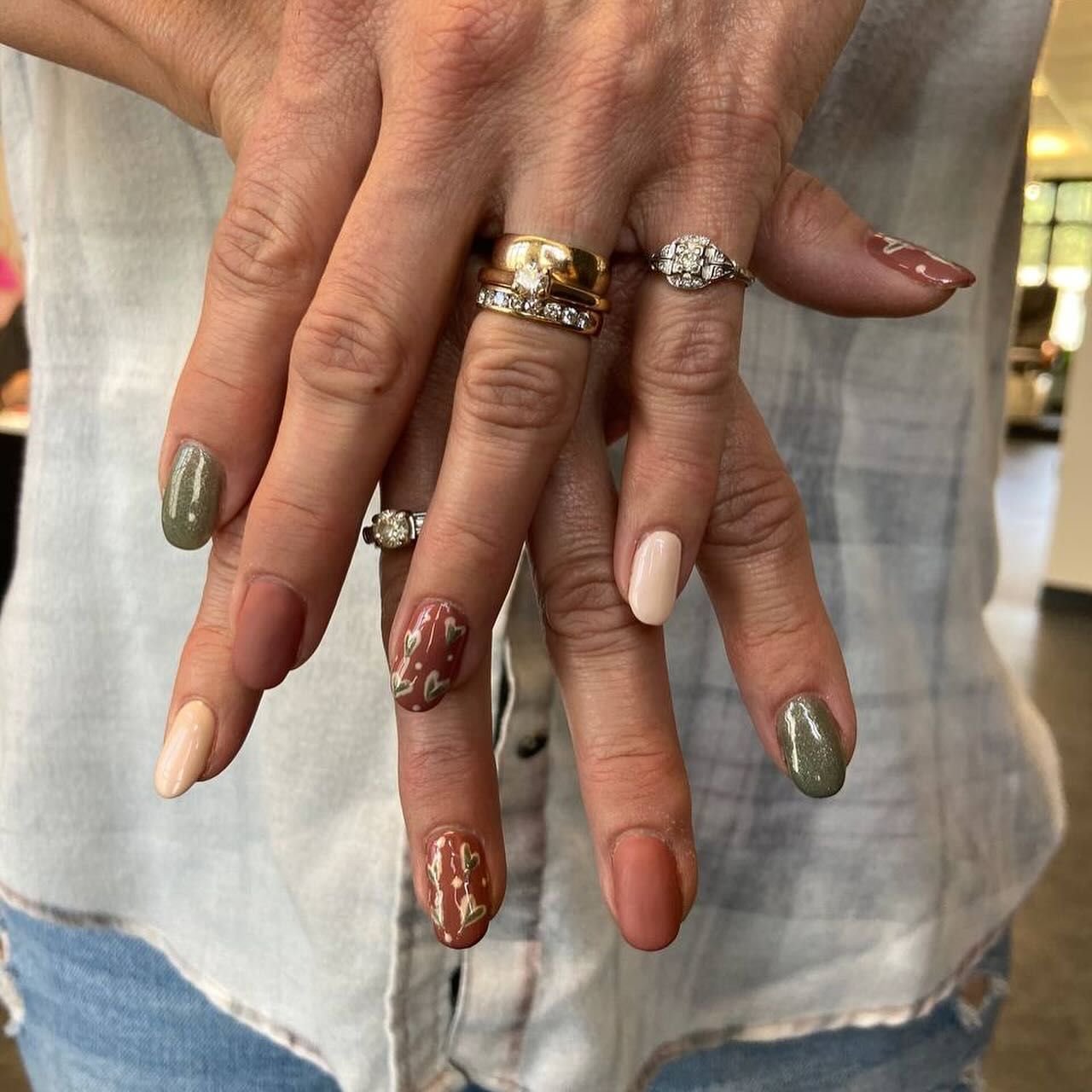 A picture of an image holder on a white background.