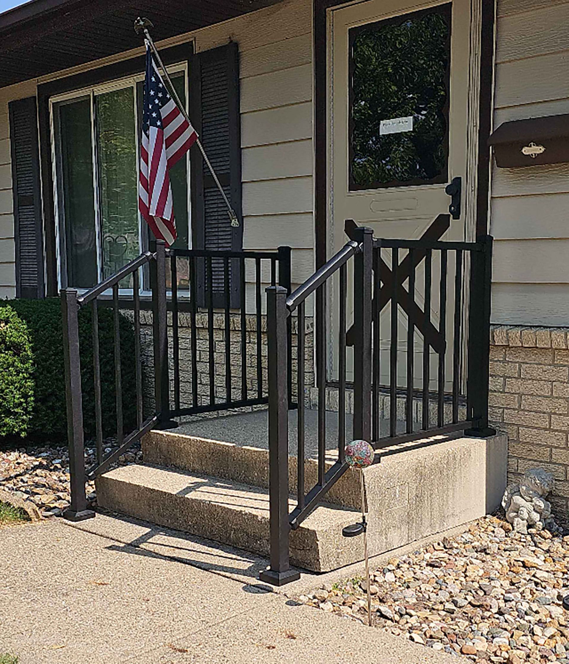 Front Aluminum Railing