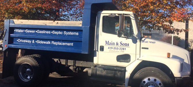 Main & Sons Truck
