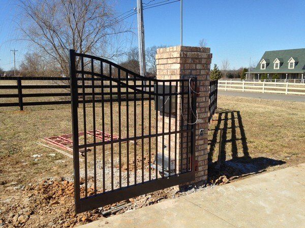 aluminum fence