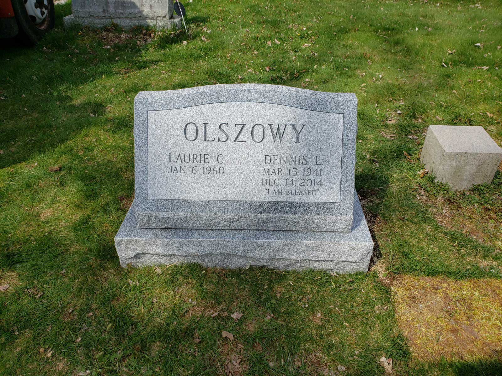 Olszowy, Dennis & Laurie - Front view of Slant