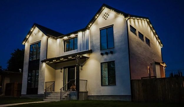 House with individually addressable exterior lighting