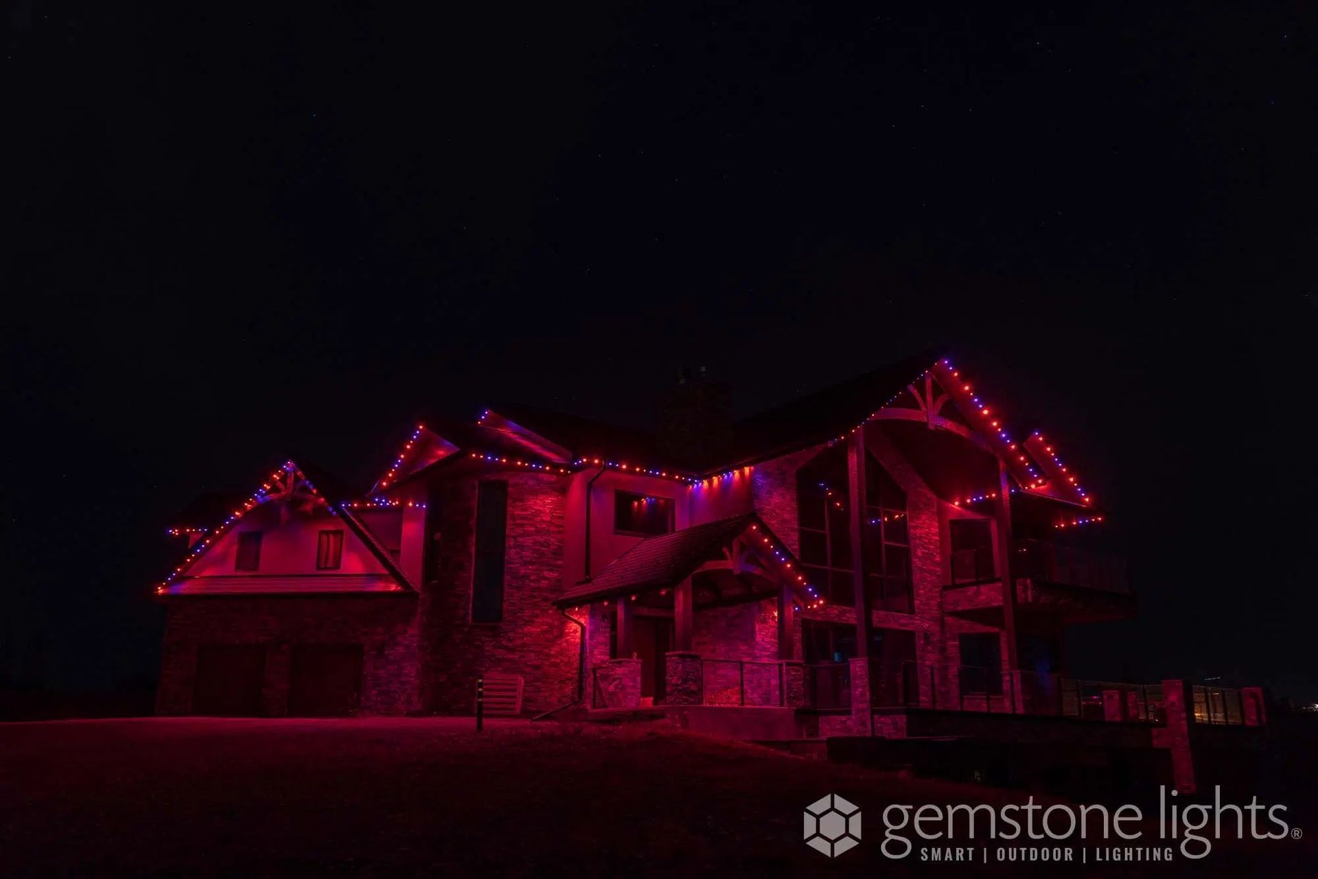 House with exterior dimmable lighting