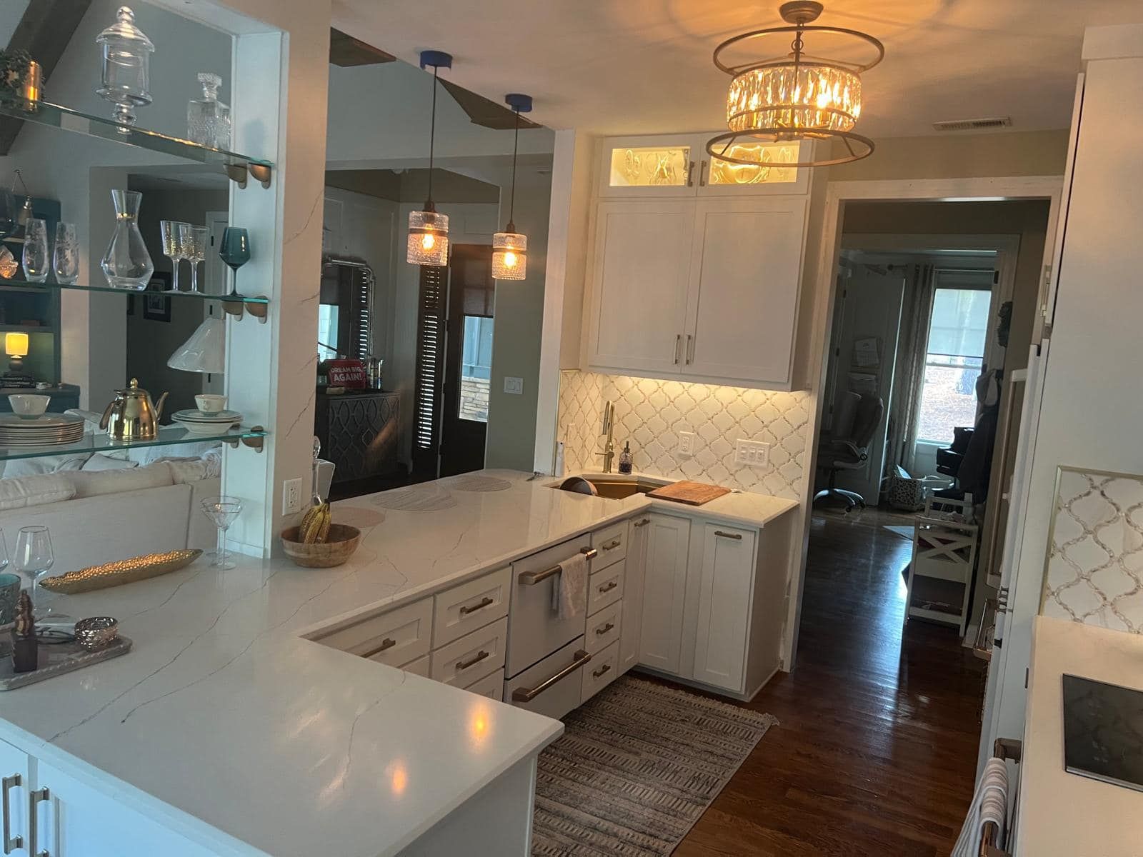 California Granite & Flooring