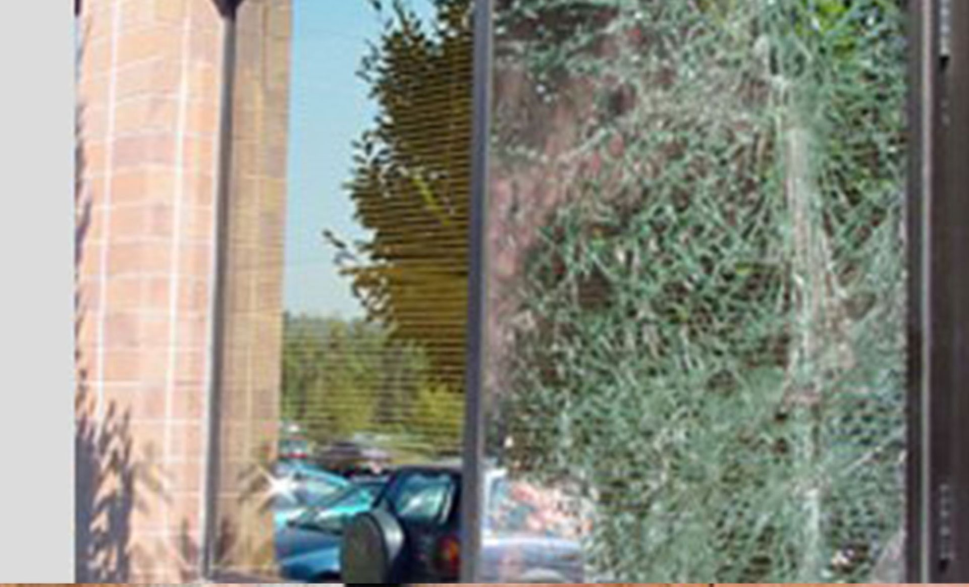 a glass window cracked