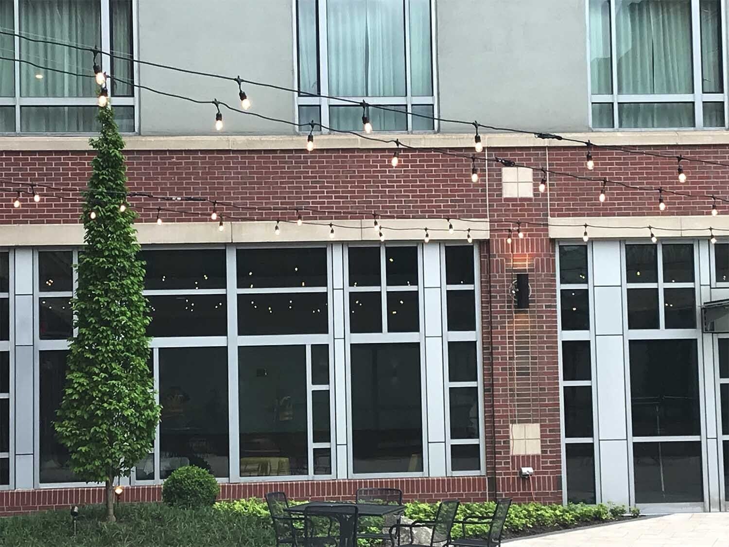 Commercial landscape