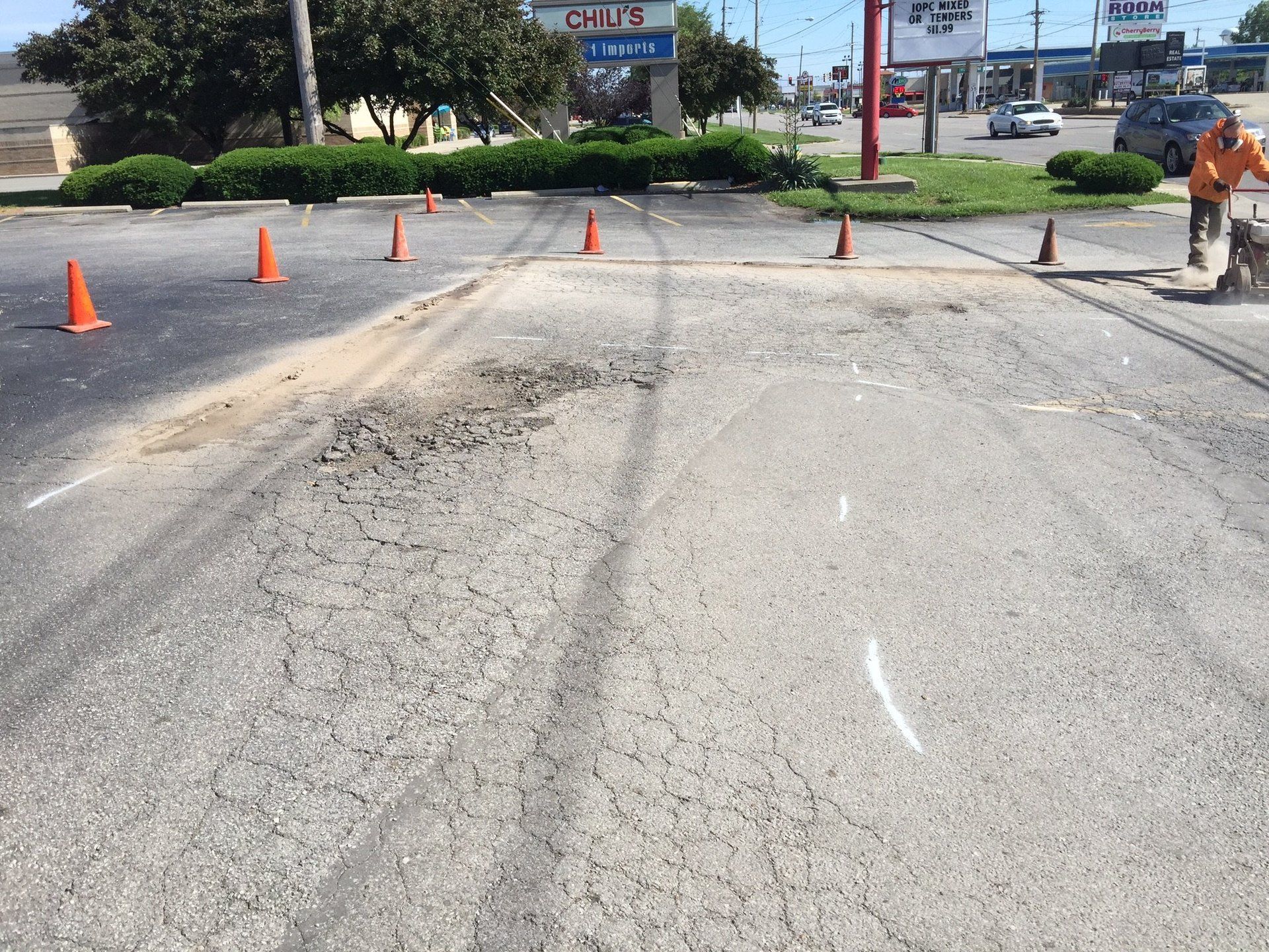 Asphalt maintenance service