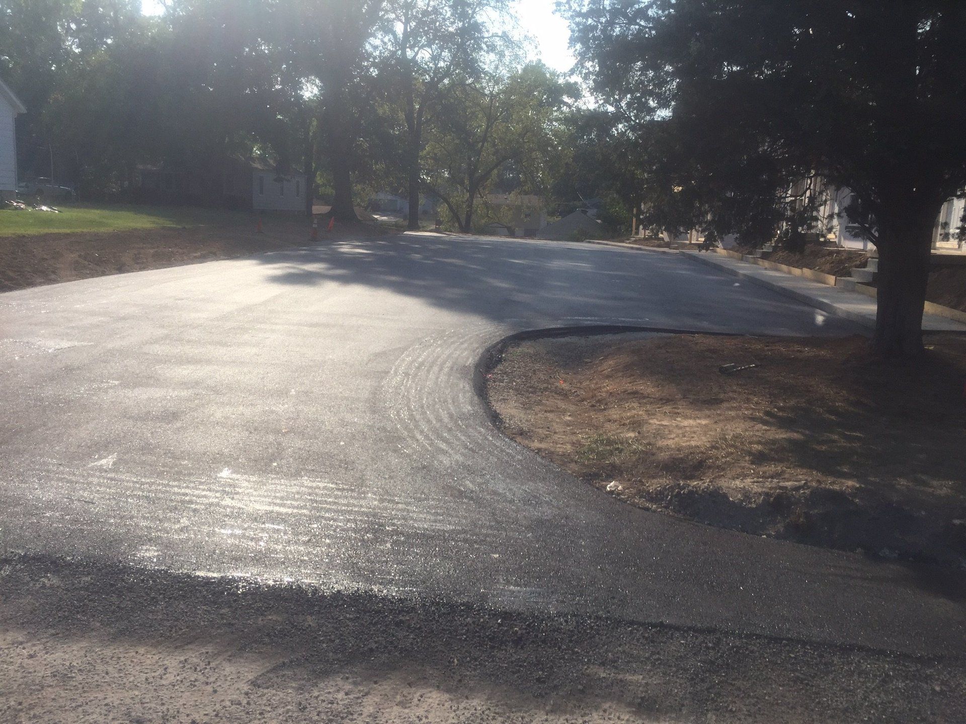 Asphalt paving service