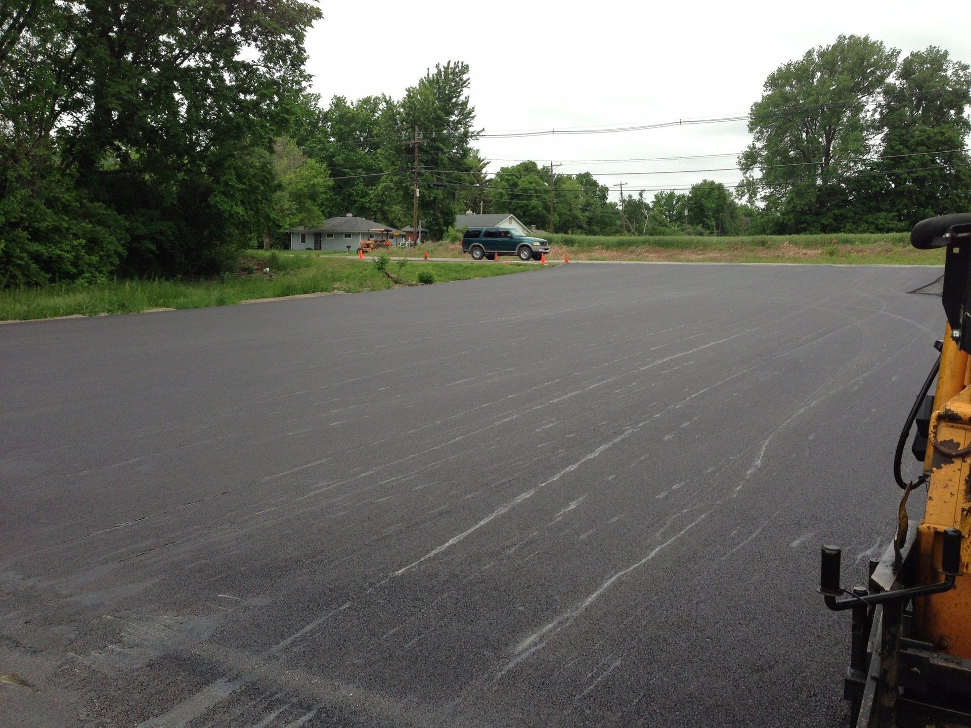 Asphalt paving service