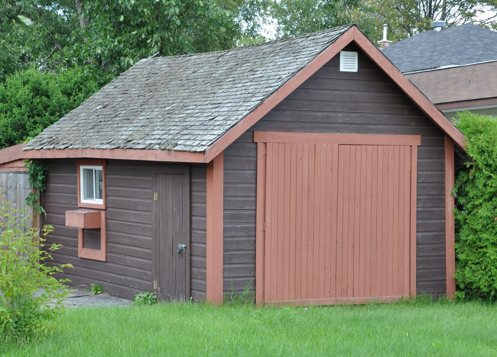 tiny home builder