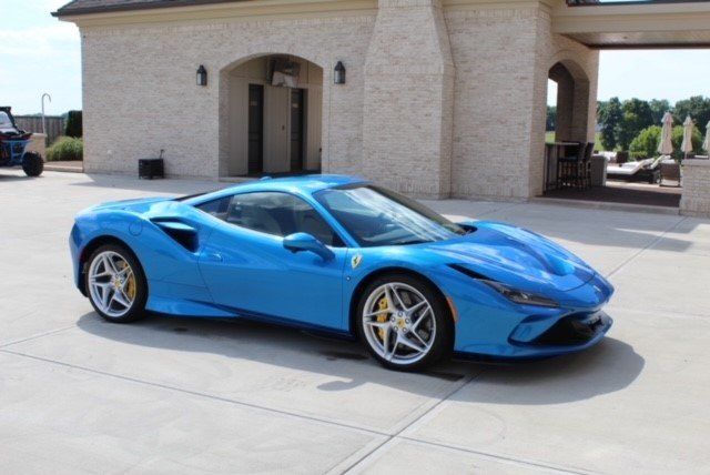 Lamborghini Mobile Passenger side full view