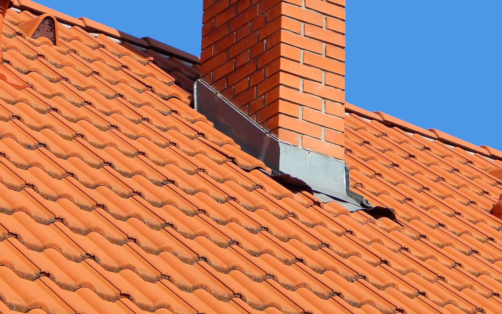 Obsolete roof tiles