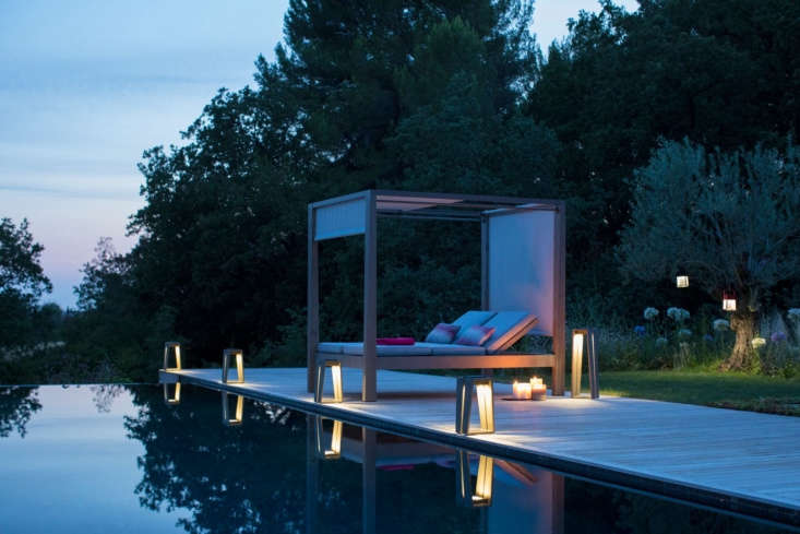 Outdoor Décor and Gifts