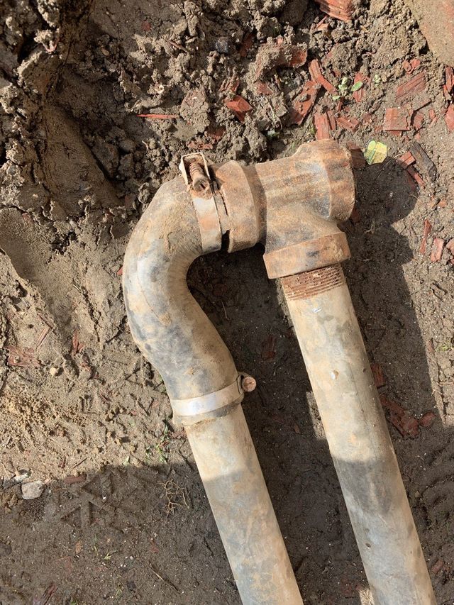 broken pipe